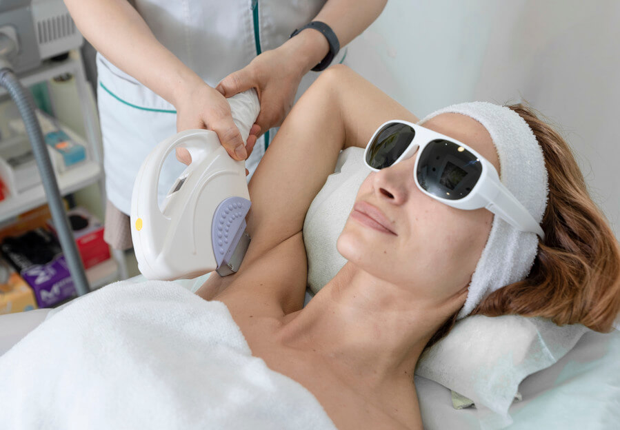 ¿Ofrecen clínicas de depilación láser asesoría personalizada antes de iniciar el tratamiento?