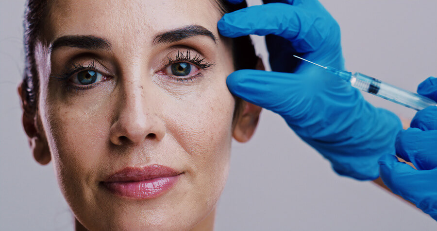 Aplicación estética facial.