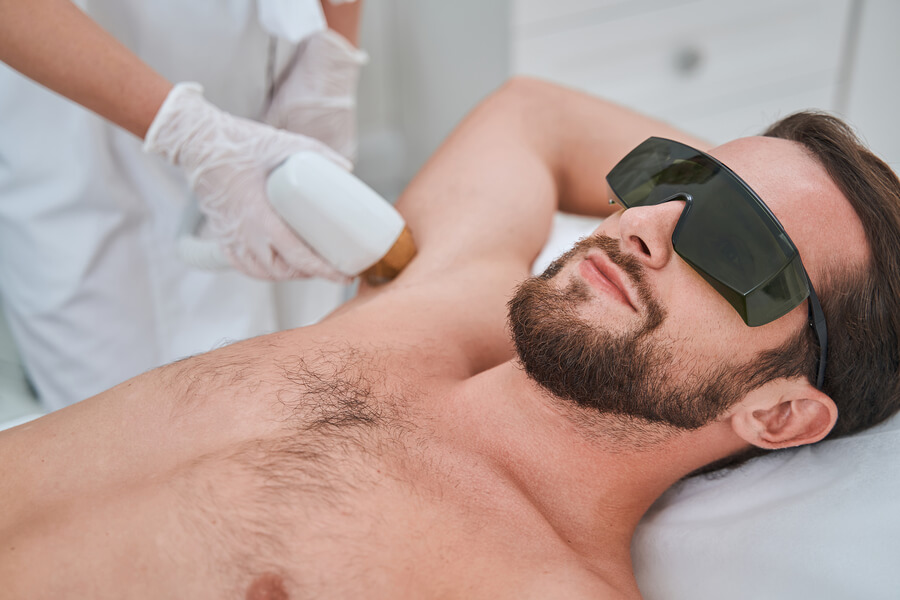 ¿Dónde ofrecen depilación láser para hombres en Medellín?